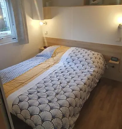 Mh 476 Annexe Bois Dormant Campsite